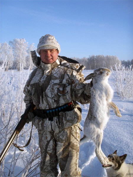 Напарник с январским русаком.