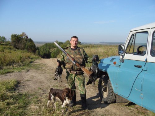 Пора домой, а завтра на охоту. Осень 2006 Гдето под Тобольском.