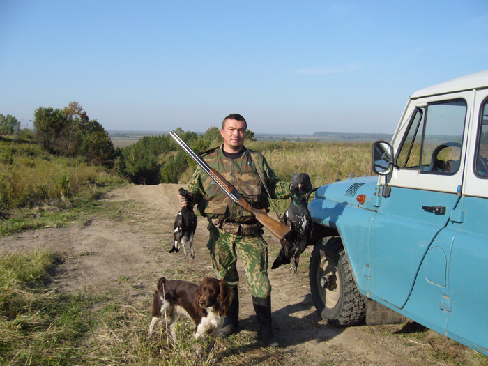 Пора домой, а завтра на охоту. Осень 2006 Гдето под Тобольском.