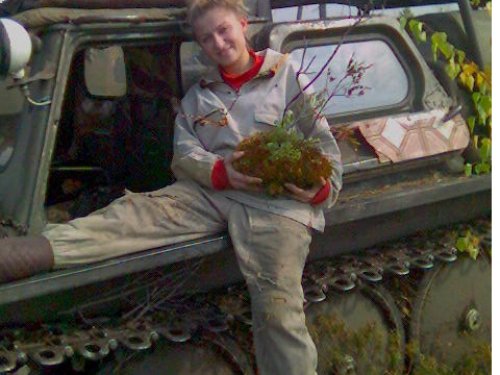 То там пальнёшь,то сям-попутно заглянули в рям...