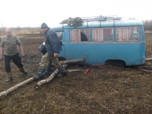 Танк грязь свеж боится.