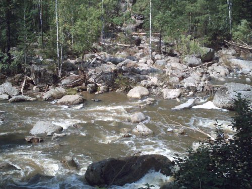 ниже водопада
