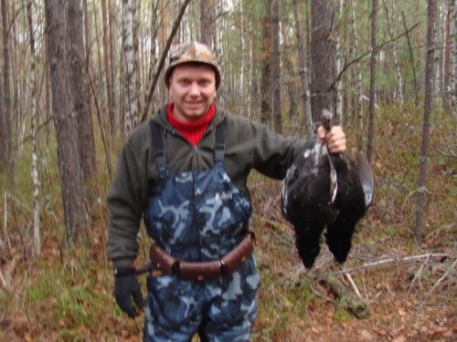 бил за 70 метров нолями (00),