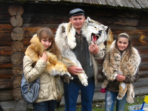на празднике Троицы в Шушенском