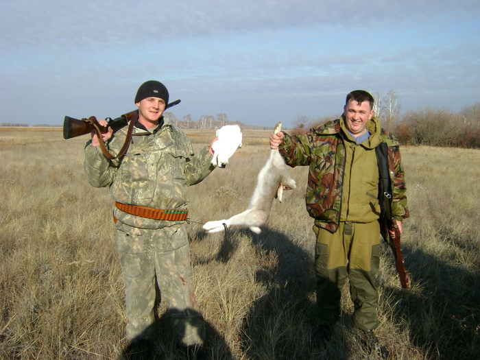 Вот так! Белая куропатка и зайчик!