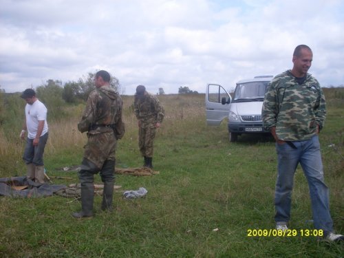 Завезли пацанов на сплав.