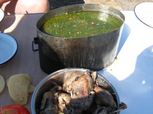 Всем было жарко , и охотникам и утям ...