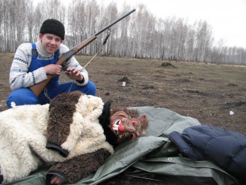 Охотился в чулымском районе на мышей.