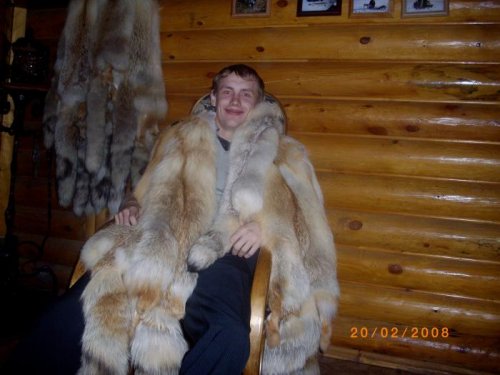 В мехах)))