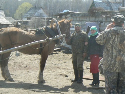 знакомые все лица и спины.. ))) 
