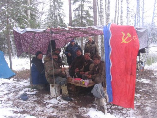 У   Николаича  на  Чичкаюле.....