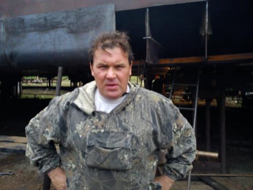 зарабатываю деньги на патроны,устал!