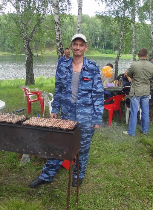 Усталая, но довольная улыбка повара