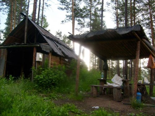 Зимовьё на реке Казачка.
