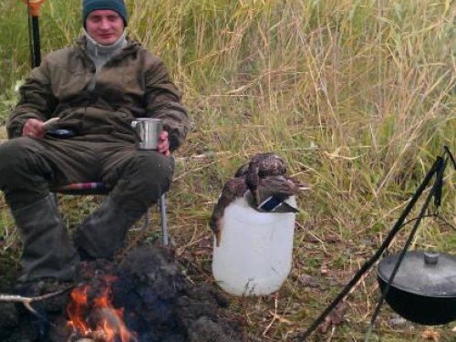 не рыбалка же....можно и пивка с окунем)))