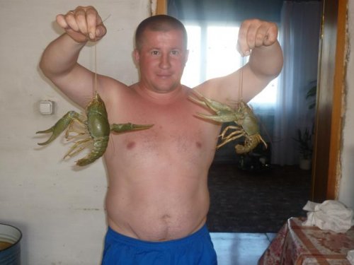 Незнаю у кого как, а у Нас это крупные!