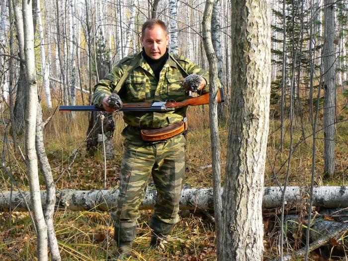 На манок.