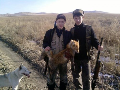 с трудом