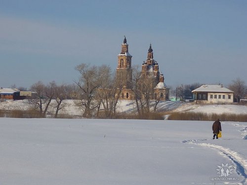 Трудна дорога к храму.