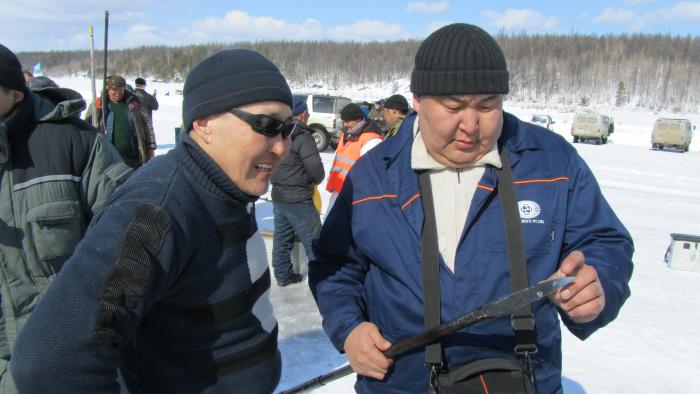 Остра ли пешня?