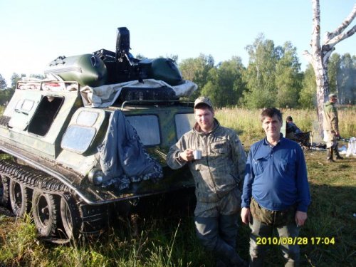 Угнали у егерей