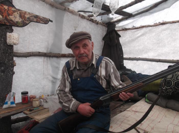 Деду 77 лет