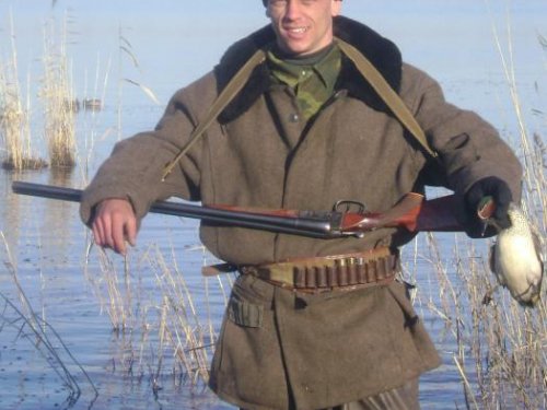 товарищ с добычей