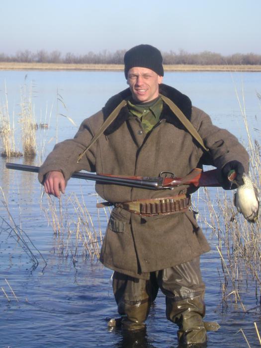 товарищ с добычей