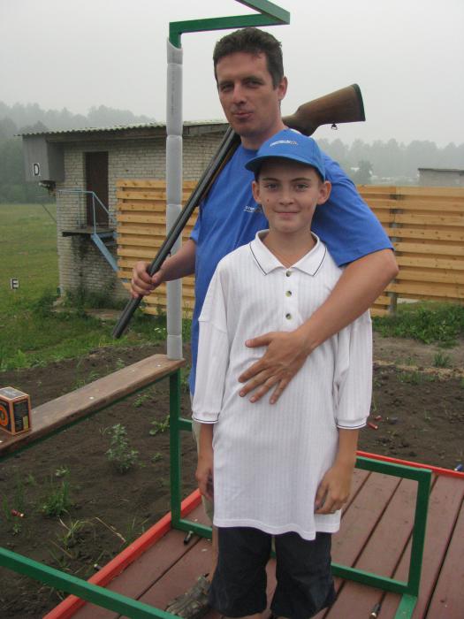 Я со старшим сыном на стенде 07.07.2012