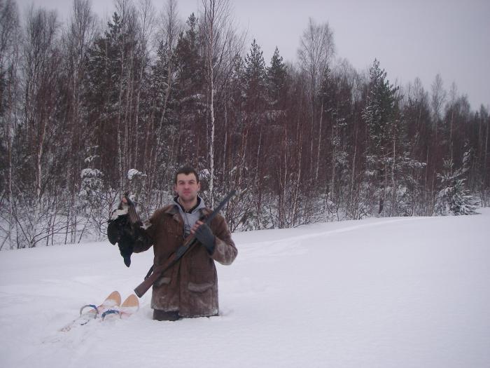 С лунок.
