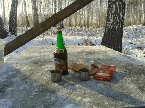 Ну... за первый снег!!!