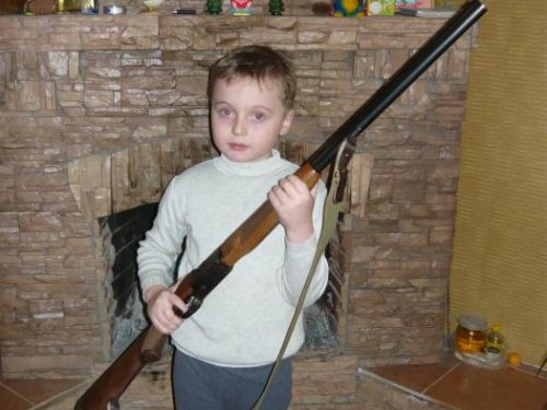 Подрасту - папа с собой возьмёт !