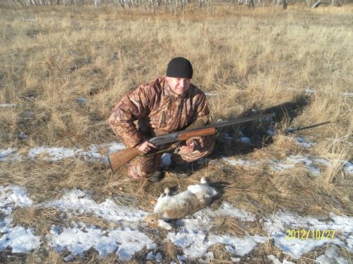 Первый зайчик в сезоне 2012.