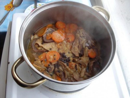 Язык лосиный с боровиками