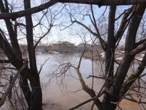Вода прёт, значит пришла весна!
