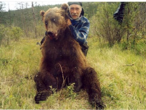 я его наказал.