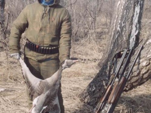 Брат с трофеем.Весна 2006г.
