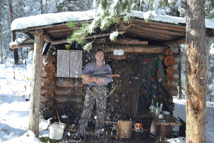 Навестил домик.