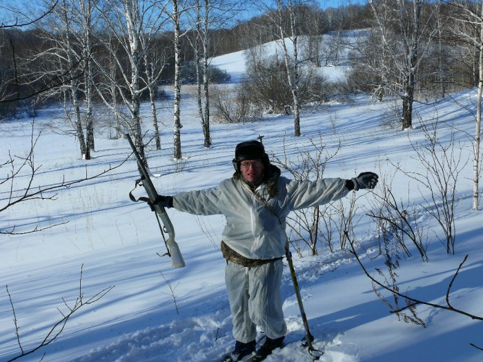 Пустой,но довольный(фото 02.02.2014г.)Сезон завершён.