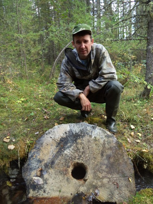 Мельничный жернов