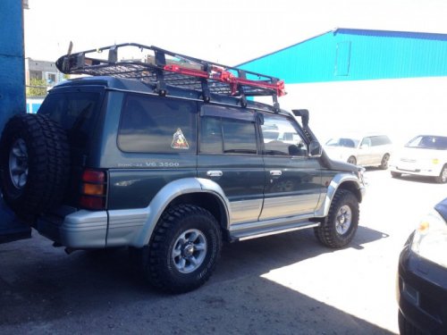 MMC Pajero 2