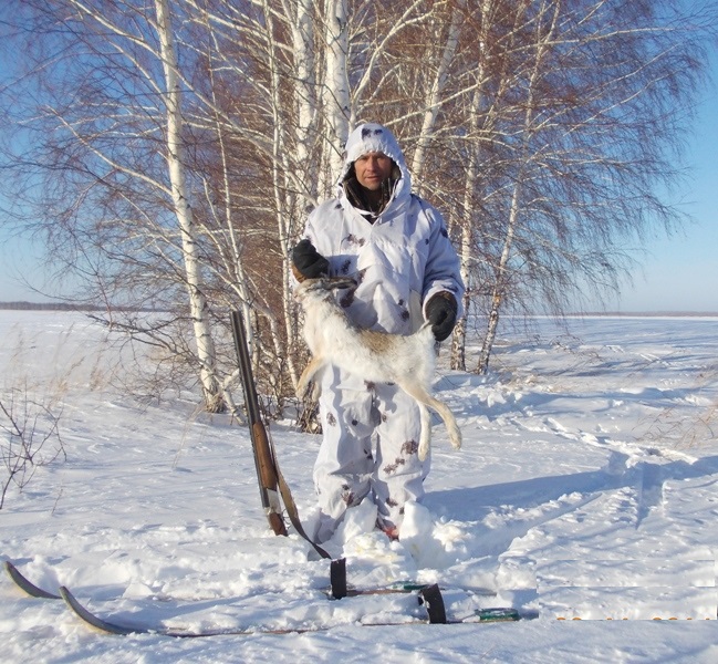 шёл прямо в руки