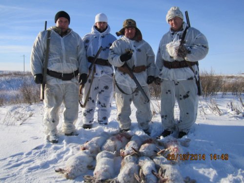 Красивая, перед серьезной...