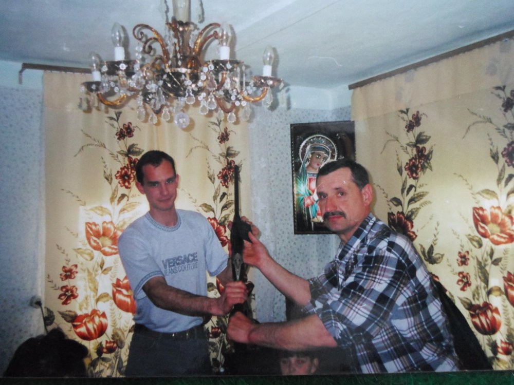 Старые фото. 2001 год. Дарю ружье сыну ТОЗ-34 штучное.
