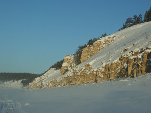 На реке Амга