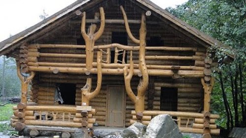 СТРОИМ ОХОТНИЧИЙ ЛАГЕРЬ.