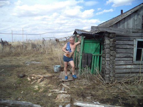 Хорошо с пивком после баньки.