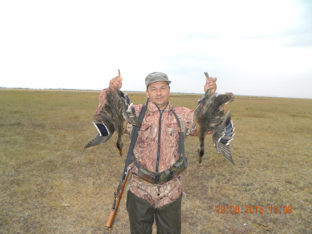 С дуплета в лет.