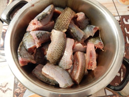 Домашние рыбные консервы из карася