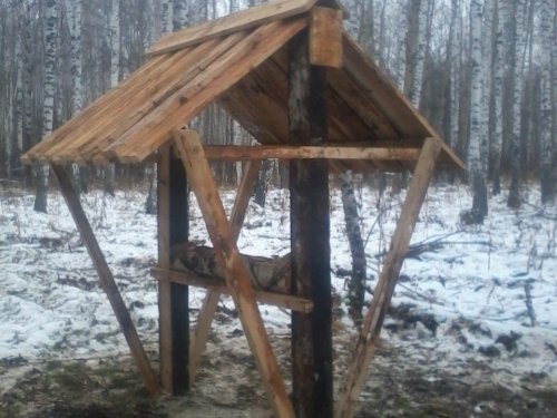 вторая кормушка готова.